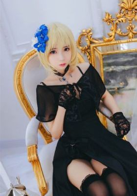美丽的秘书